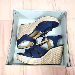 Michael Kors Berkley Wedge Navy Size 10